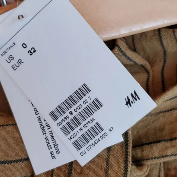 NWT ||H&M|| skirt - Picture 5 of 5